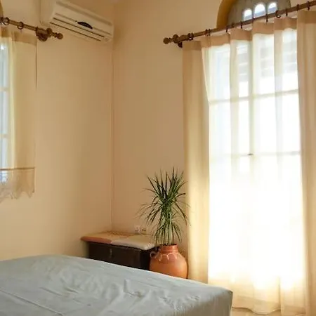 M͟͞a͟͞t͟͞a͟͞t͟͞h͟͞i͟͞a͟͞ Tinos * Triandáros