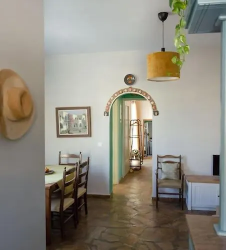 M͟͞a͟͞t͟͞a͟͞t͟͞h͟͞i͟͞a͟͞ Tinos Triandáros