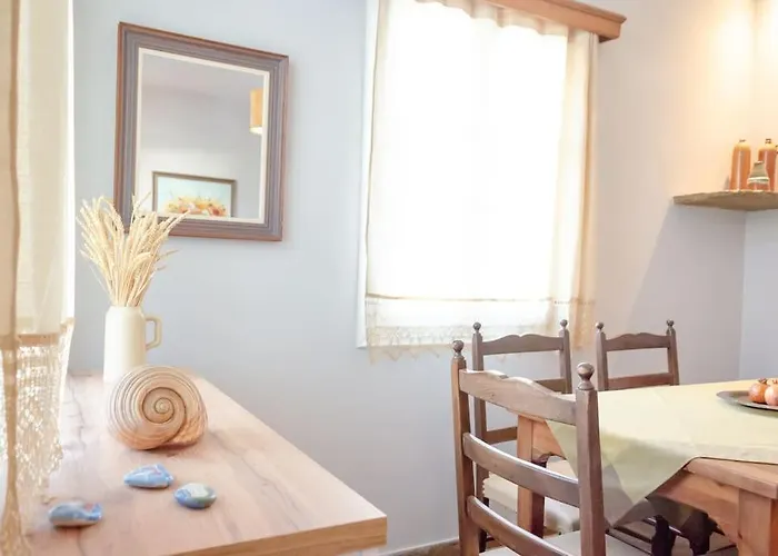 M͟͞a͟͞t͟͞a͟͞t͟͞h͟͞i͟͞a͟͞ Tinos Triandáros