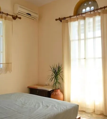 M͟͞a͟͞t͟͞a͟͞t͟͞h͟͞i͟͞a͟͞ Tinos * Triandáros