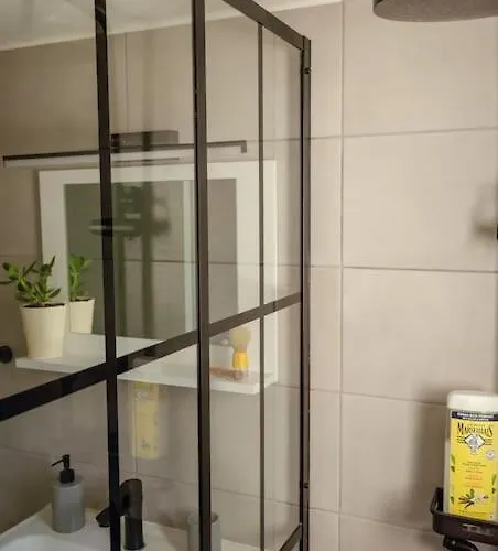 M͟͞a͟͞t͟͞a͟͞t͟͞h͟͞i͟͞a͟͞ Tinos Triandáros