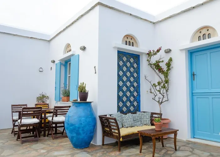 M͟͞a͟͞t͟͞a͟͞t͟͞h͟͞i͟͞a͟͞ Tinos *